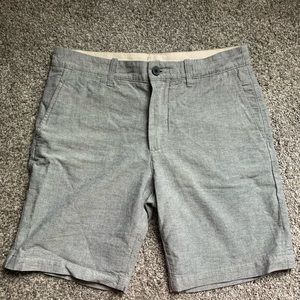 Men’s linen shorts